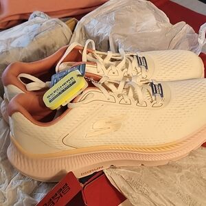 NWT Skechers White and Peach Athletic Shoes